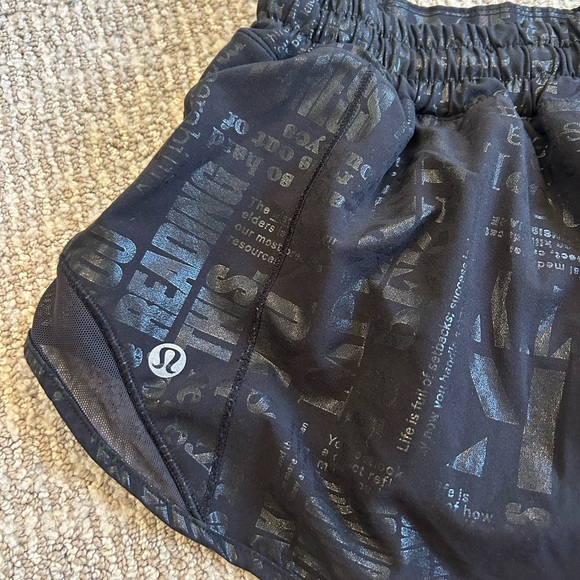 Lululemon hotty hot shorts - Picture 3 of 3